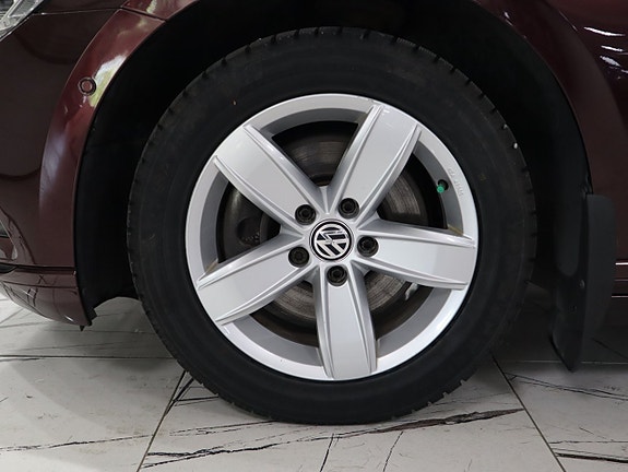 Volkswagen Passat 20 of 20