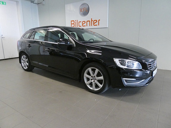 Volvo V60 4 of 5
