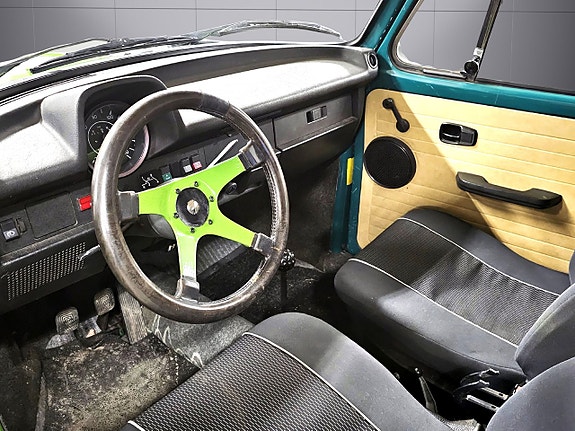 Volkswagen 1303 5 of 5