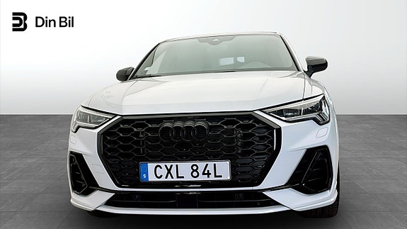 Audi Q3 4 of 5