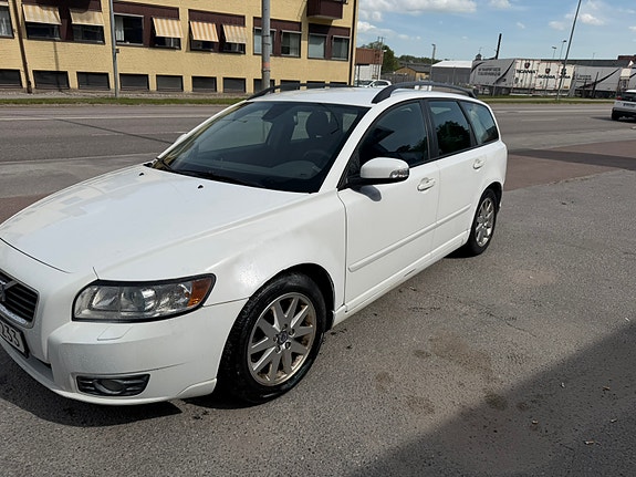Brugt Volvo V50 2.4