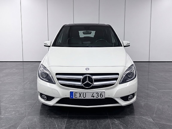 Mercedes-Benz B180 5 of 5