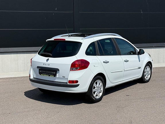 Renault Clio 8 of 22