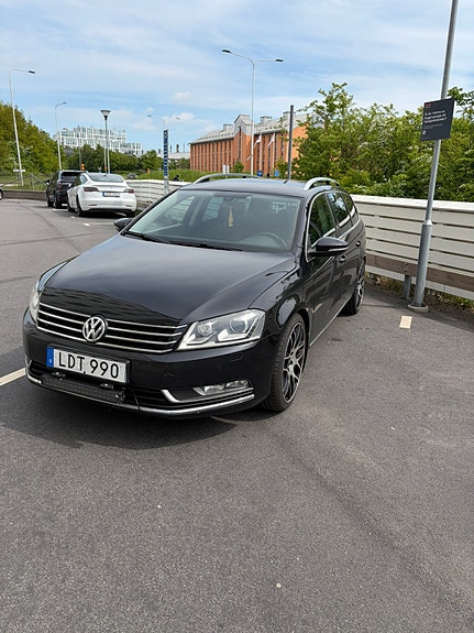 Volkswagen Passat 3 of 5