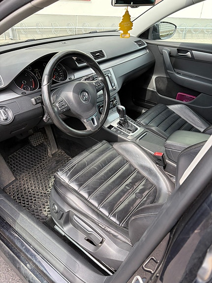 Volkswagen Passat 5 of 5