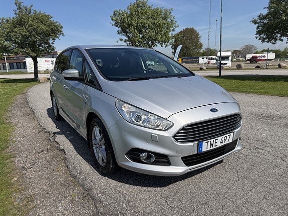 Ford S-MAX 6 of 18
