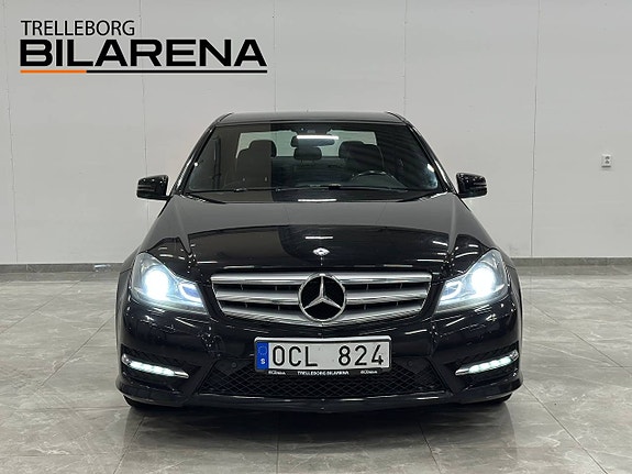 Mercedes-Benz CLC220 3 of 5
