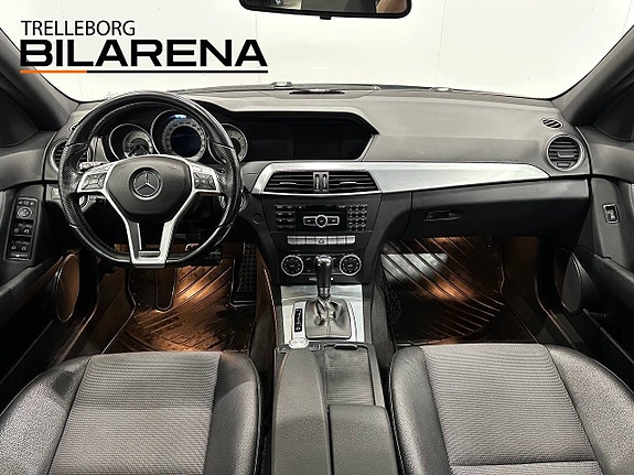 Mercedes-Benz CLC220 14 of 23