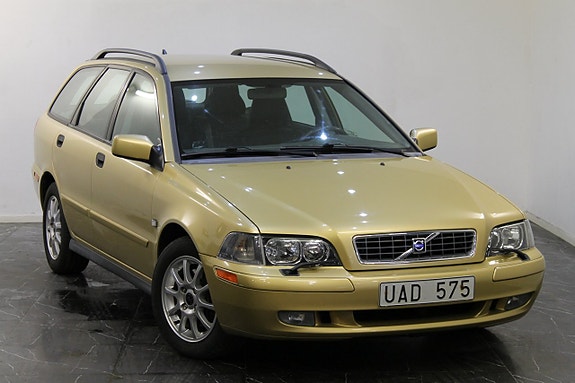 Volvo V40 11 of 11