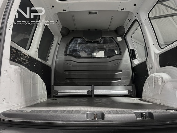 Volkswagen Caddy 5 of 5
