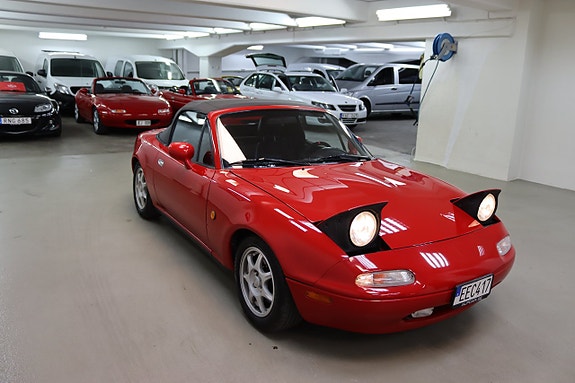 Mazda MX-5 6 of 17