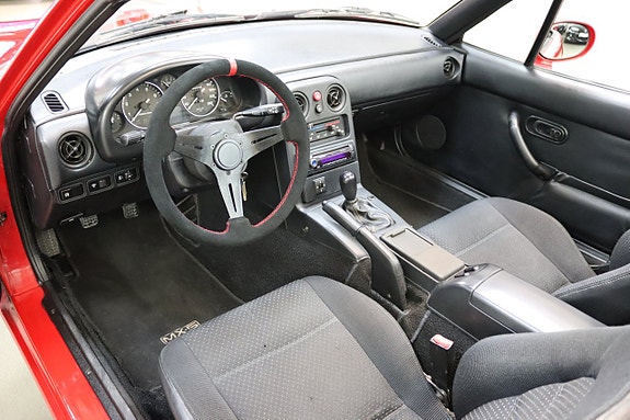 Mazda MX-5 11 of 17