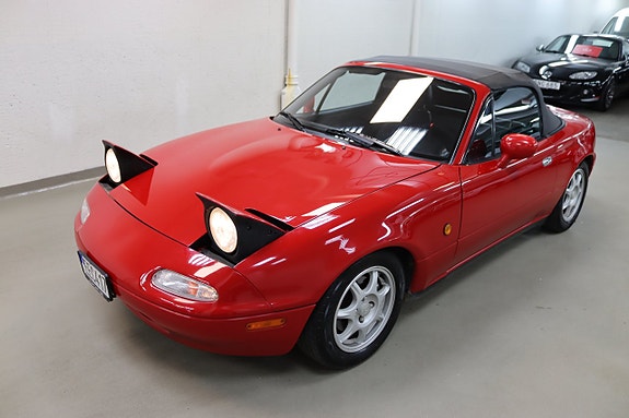 Mazda MX-5 3 of 17