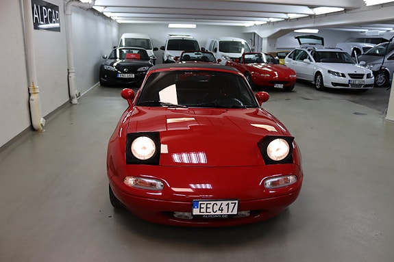Mazda MX-5 5 of 17