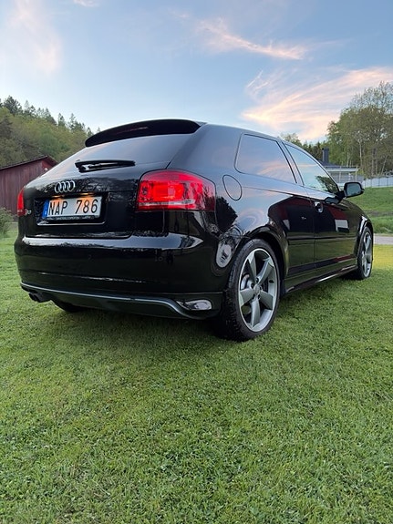 Audi S3 3 of 5