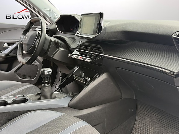 Peugeot 2008 9 of 15