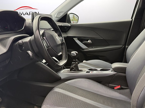 Peugeot 2008 8 of 15