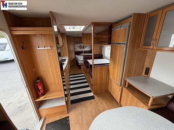 Polar 680 CTX Dinette, Skinnklädsel -06 19 of 21