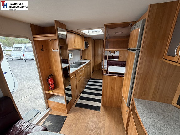 Polar 680 CTX Dinette, Skinnklädsel -06 20 of 21