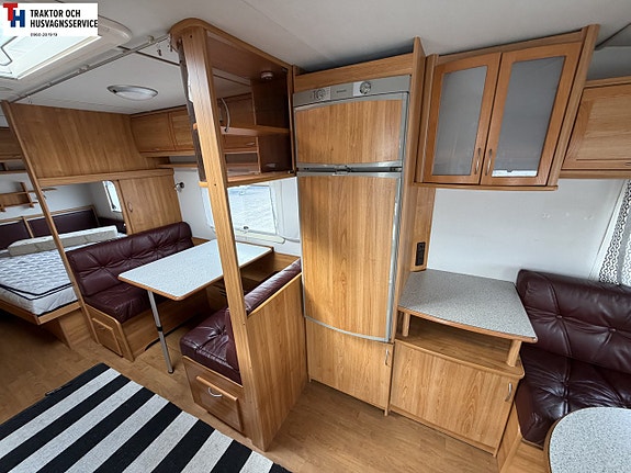 Polar 680 CTX Dinette, Skinnklädsel -06 8 of 21