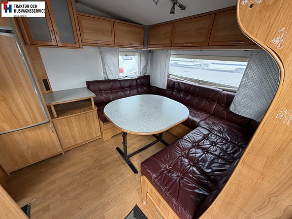Polar 680 CTX Dinette, Skinnklädsel -06 7 of 21