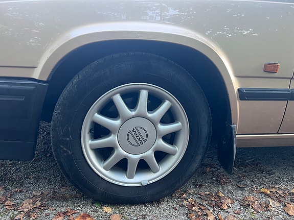 Volvo 940 16 of 19