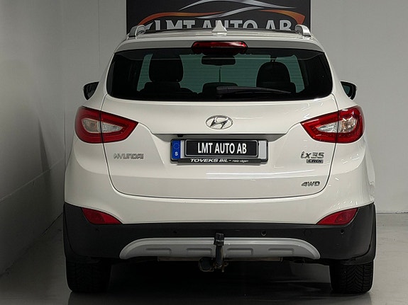 Hyundai ix35 8 of 18