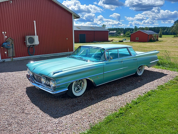 Oldsmobile 88 13 of 25