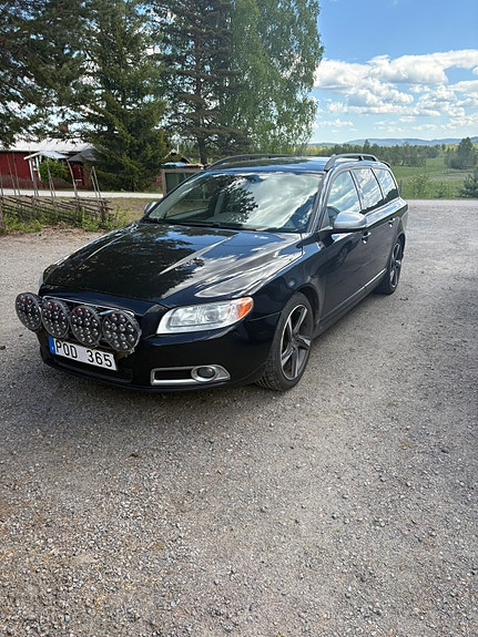 Brugt Volvo V70 2.4