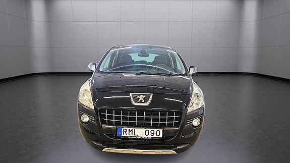 Peugeot 3008 2 of 5