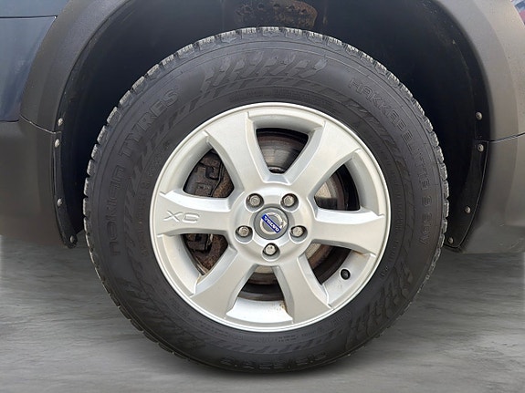 Volvo XC70 30 of 30