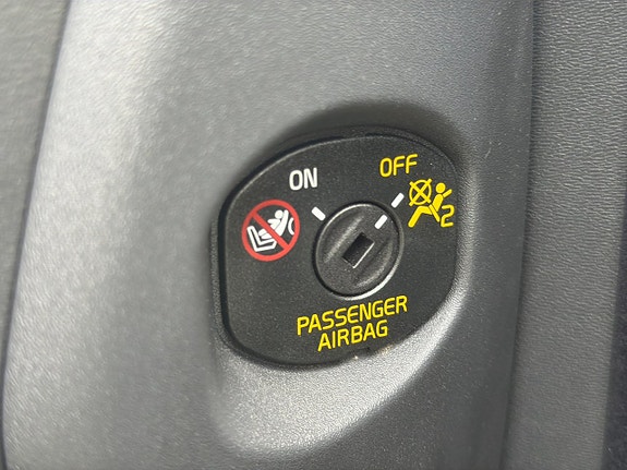 Volvo XC70 21 of 30
