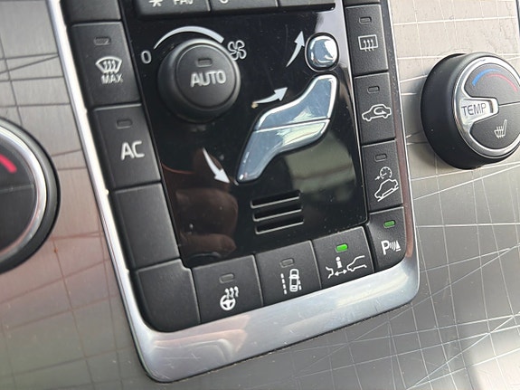 Volvo XC70 17 of 30