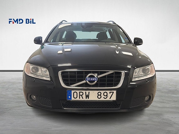 Volvo V70 3 of 25