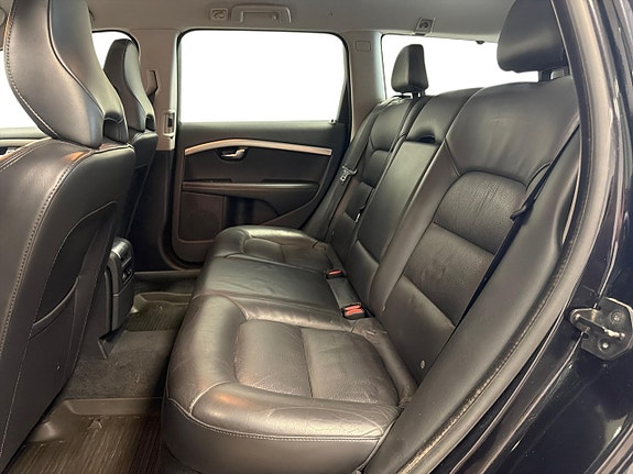 Volvo V70 14 of 25