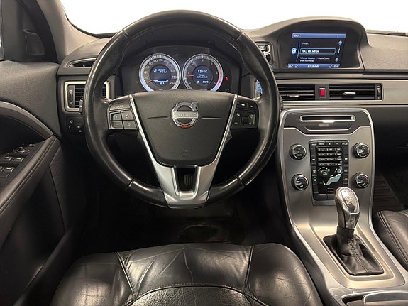 Volvo V70 10 of 25