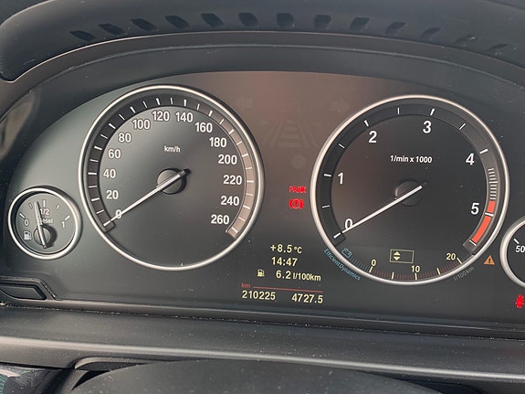 BMW 520 3 of 5