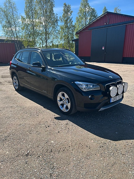 BMW X1 2 of 5