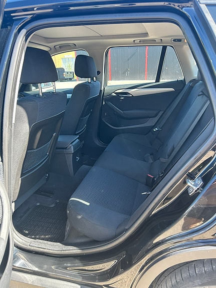 BMW X1 8 of 10