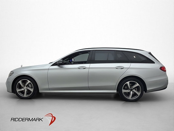 Mercedes-Benz E220 5 of 5