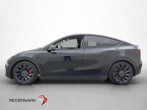 Tesla Model Y 5 of 5