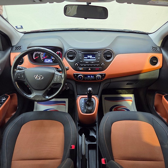 Hyundai i10 4 of 13