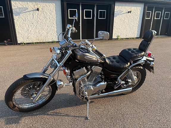 Suzuki VS1400GLP Intruder 2 of 5