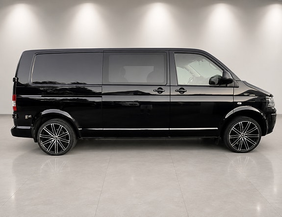 Volkswagen Transporter 3 of 5