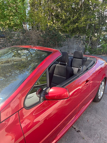 Peugeot 307 CC 4 of 5