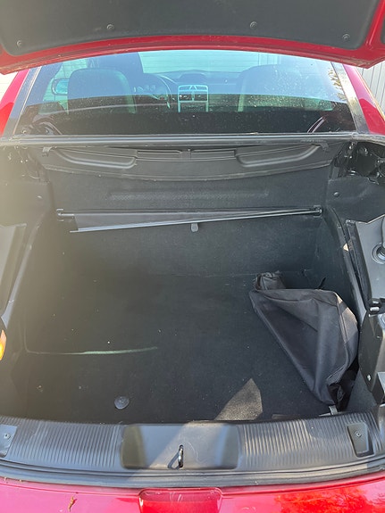 Peugeot 307 CC 3 of 5