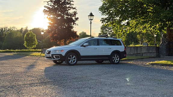 Volvo XC70 5 of 24