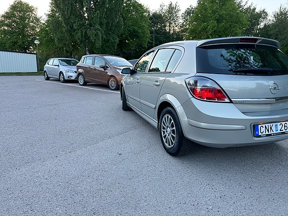 Opel Astra 5 of 5