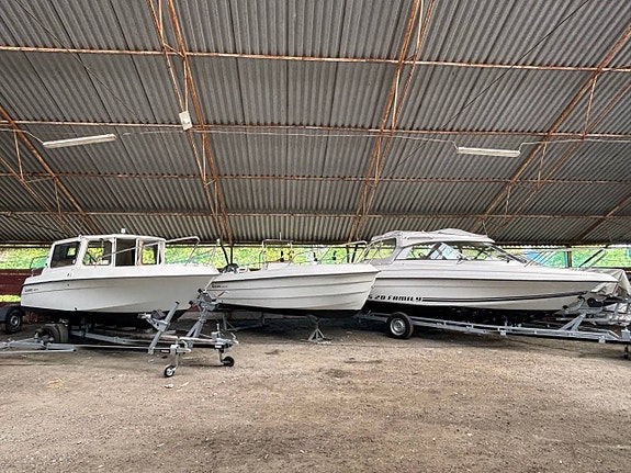 Båtar köpes! DC MC HT Bowrider AC BR Hyttbåt Ryds Uttern mfl
