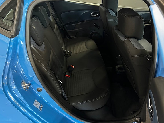 Renault Clio 13 of 22